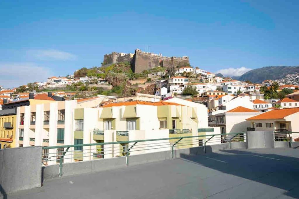 Lux City Center Apartment Funchal  Esterno foto