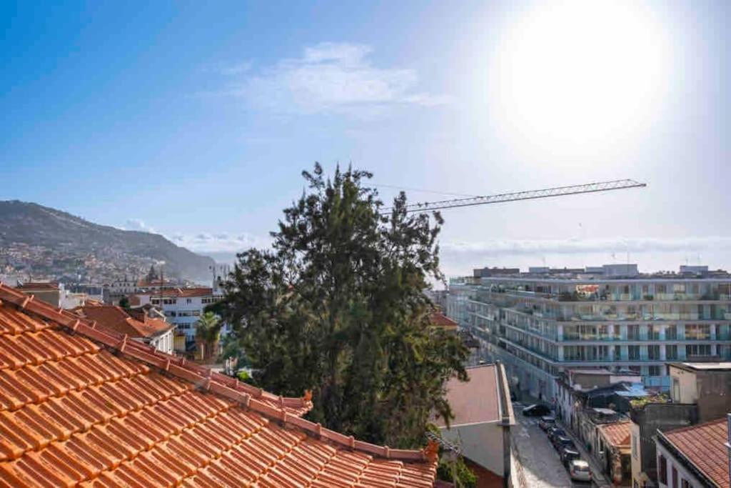 Lux City Center Apartment Funchal  Esterno foto