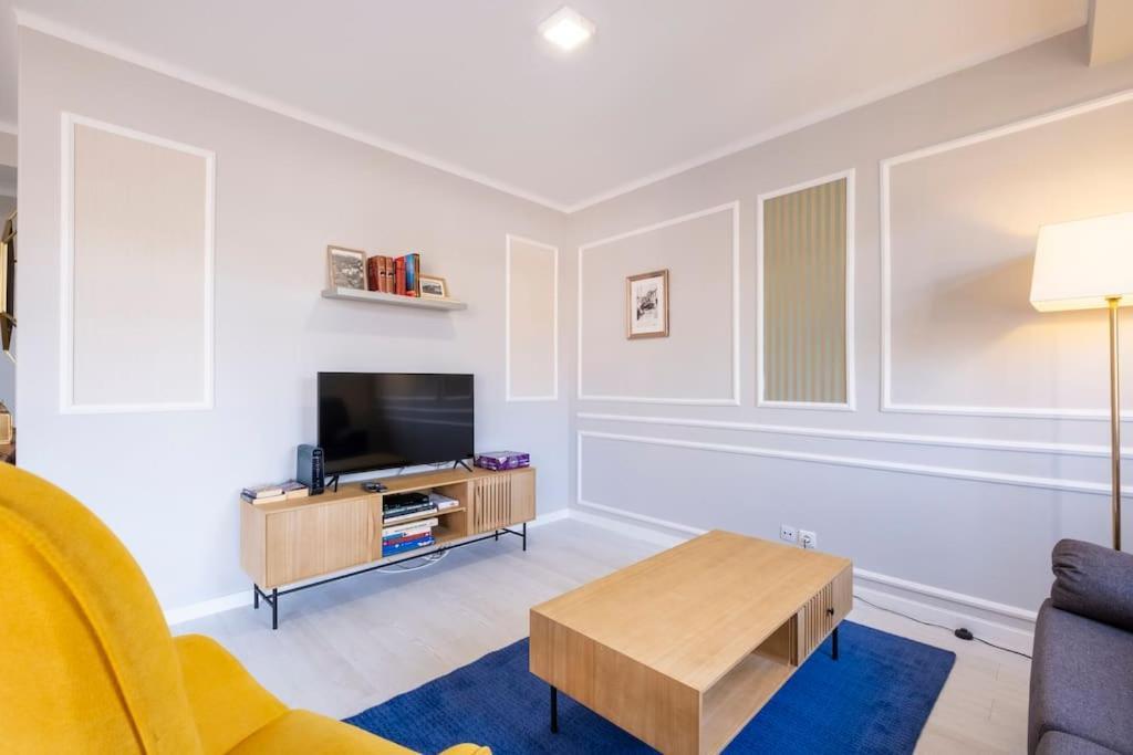 Lux City Center Apartment Funchal  Esterno foto